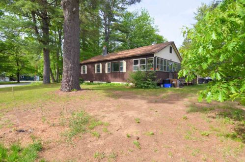 5 Stewart St, Andover, NH 03216-4046