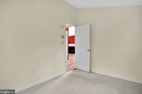 112 Algonquin Trl, Hedgesville WV  25427-5568 exterior