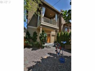 3951 Clay St, Portland OR  97214-5174 exterior