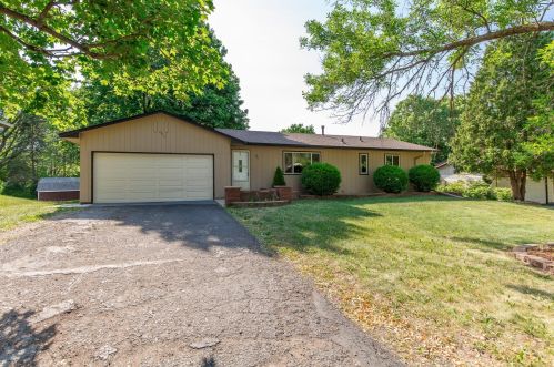 4055 Halite Ln, Saint Paul MN  55122-2924 exterior