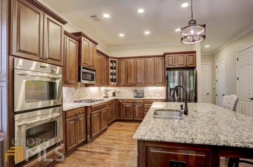 11213 Brookhavenclub Dr, Duluth GA  30097-1818 exterior