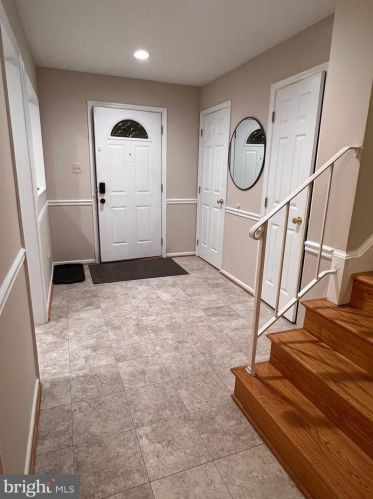 12780 Captains Cv, Woodbridge VA  22192-2608 exterior