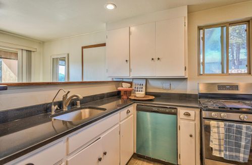 1024 Highland St, Seaside CA 93955-6103 exterior