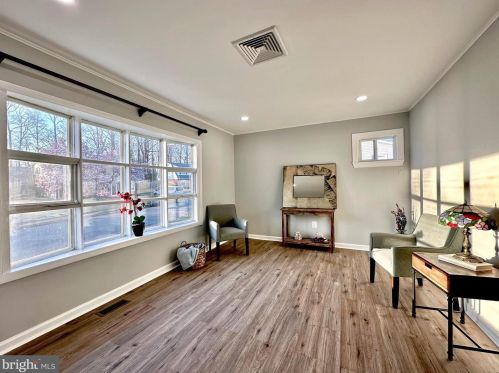 14608 Eastman St, Woodbridge VA  22193-2610 exterior