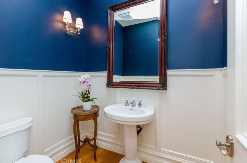 1015 Tiger Tail Dr, Riverside CA  92506-5423 exterior