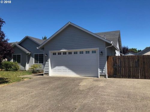 241 Cypress St, Sutherlin, OR 97479-9016