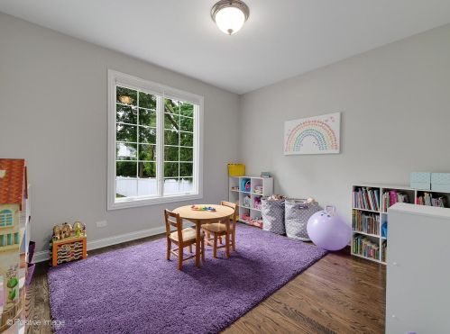 330 55th St, Willowbrook IL  60514-3015 exterior