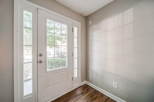 3082 Bonnes Dr, Lithonia, GA 30038-1573