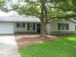 222 Souters Dairy Ln, Brunswick, GA 31520-2126