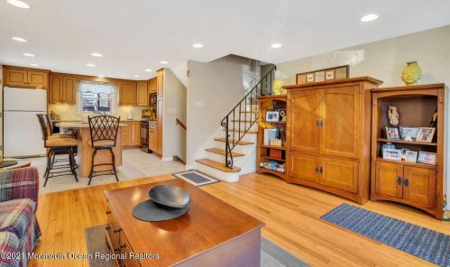 1125 Roe Ave, Point Pleasant Beach, NJ 08742-4448