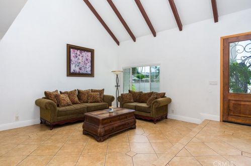 7385 Calle Granada, Anaheim CA  92808-1033 exterior