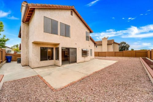 1075 Paseo La Cresta, Chula Vista CA  91910-6731 exterior