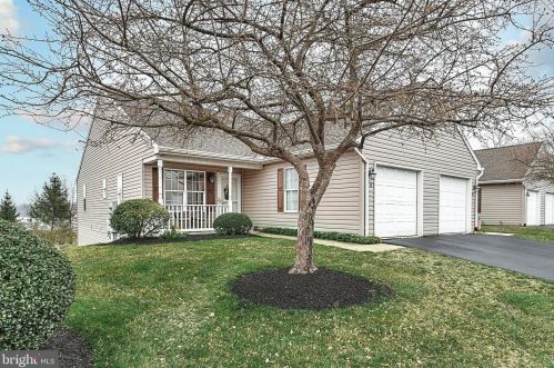 37 Hagarman Dr, York, PA 17408-4547