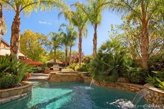 33690 Summit View Pl, Temecula, CA 92592-5647