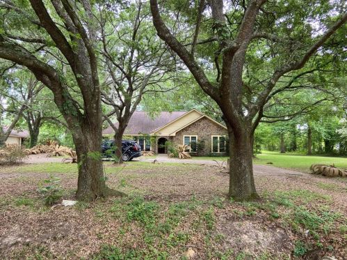 2400 County Road 639, Mont Belvieu, TX 77535