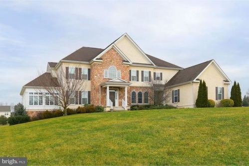10 Nicole Ct, Auburn, NJ 08085-3452