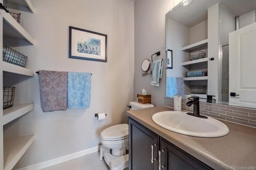 24584 Mineral Dr, Aurora CO 80016 exterior