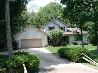 5615 Kizer Ln, Springfield, OH 45502-7526
