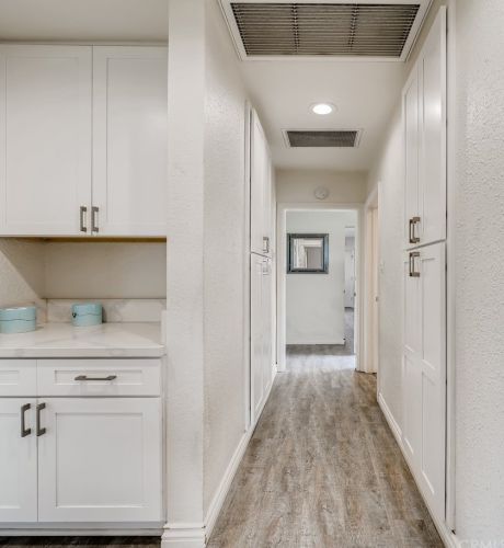 1111 Beacon Ave, Anaheim CA  92802-1811 exterior