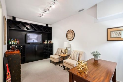 1348 Fernwood Cir, Atlanta GA  30319-3408 exterior