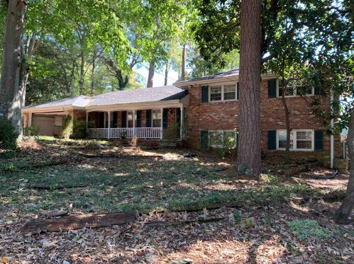 1831 Hebron Hills Dr, Tucker, GA 30084-5902