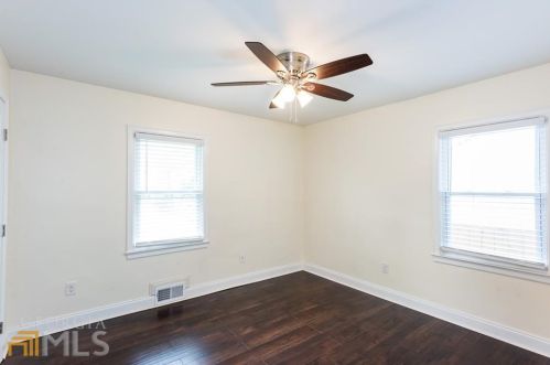 1723 Hardin Ave, Atlanta GA  30337-2059 exterior