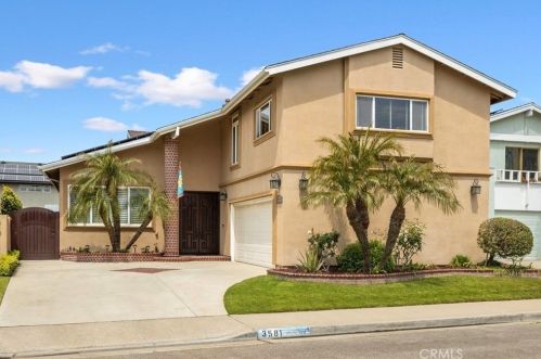 3581 Primrose Cir, Seal Beach, CA 90740-3128