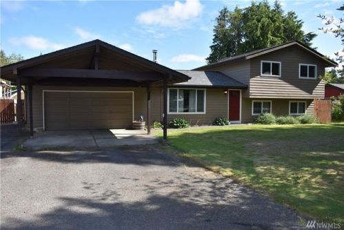 520 Klahndike Blvd, Forks, WA 98331-9104