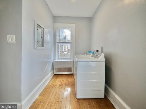 1314 16th St, Philadelphia PA  19146-4709 exterior