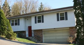 784 Briarwood St, Morgantown WV  26505-2606 exterior