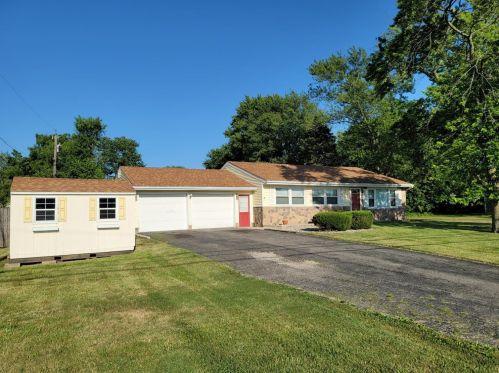 785 Mccool Rd, Valpo, IN 46385-8887