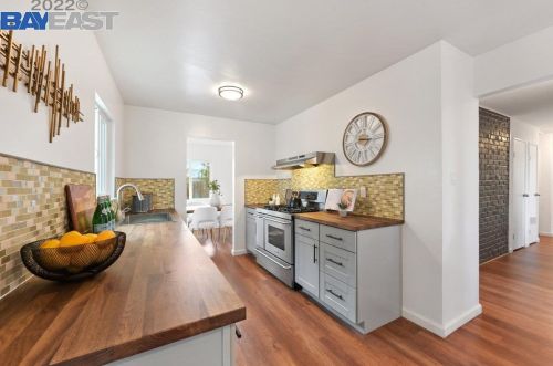 35 Baylor Ln, Concord CA  94523-1907 exterior