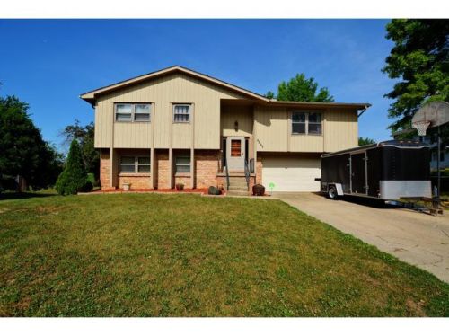 4363 Lawson Dr, Decatur, IL 62526-1127