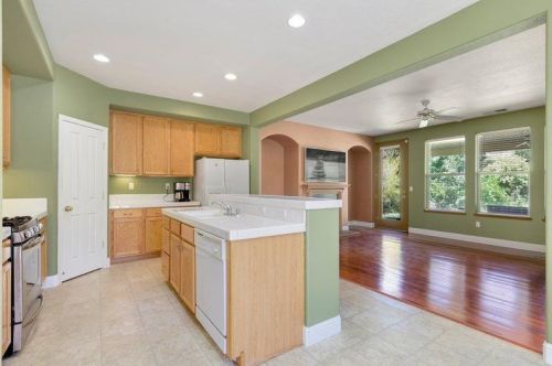 10116 Mosaic Way, Elk Grove, CA 95757-5960