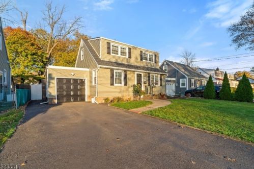 329 Hunter Ave, Scotch Plains, NJ 07076-1138