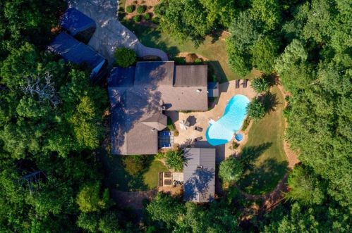 245 Upper Mill Creek Ln, Holly Springs, GA 30115-9414