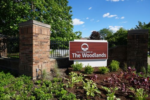 113 Willow Pkwy, Buffalo Grove IL  60089-6608 exterior