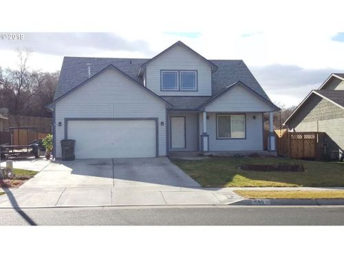 1590 Main St, Hermiston, OR 97838-2674