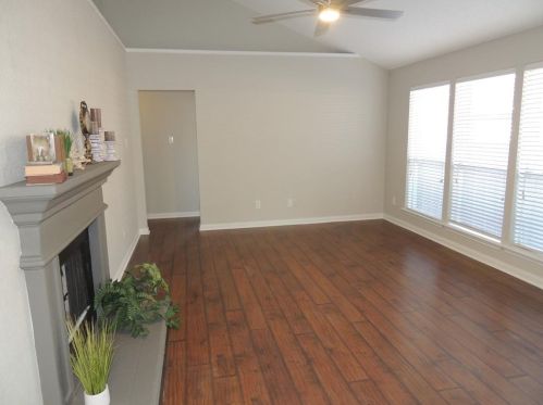 9936 Long Rifle Dr, Fort Worth TX  76108-4154 exterior