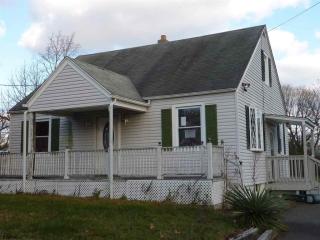 737 East Ave, Vineland NJ  08360-5820 exterior