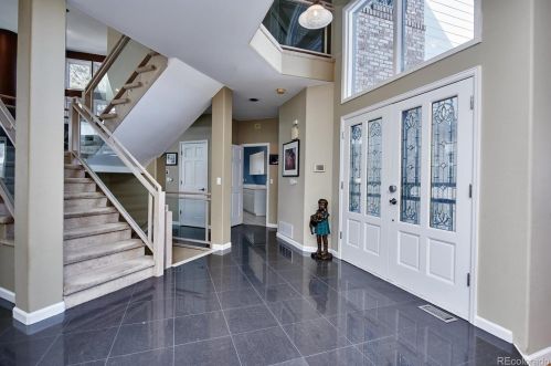 16438 Crestline Pl, Aurora CO 80015-4049 exterior