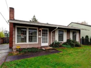 9820 Harold St, Portland OR  97266-4157 exterior