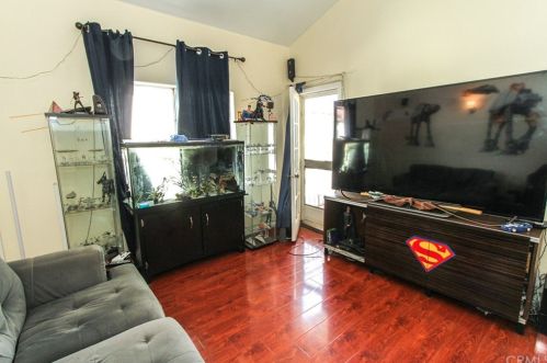227 Coffman St, Anaheim CA  92805-7100 exterior