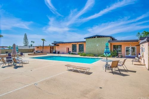 1400 13th St, Upland CA 91786-2966 exterior