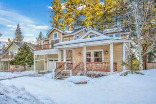 10075 Winter Creek Loop, Truckee CA  96161-3180 exterior