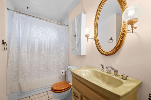 241 Fairwood Dr, Lemont IL  60440-2810 exterior