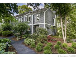 20 Castle Rock, Branford, CT 06405-4458
