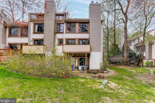5435 El Camino, Columbia MD  21044-1110 exterior