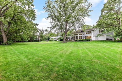 1451 Northwoods Rd, Bannockburn IL  60015-2223 exterior