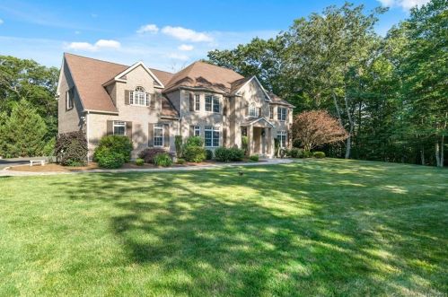 21 Surrey Ridge Rd, Deep River, CT 06419-2344